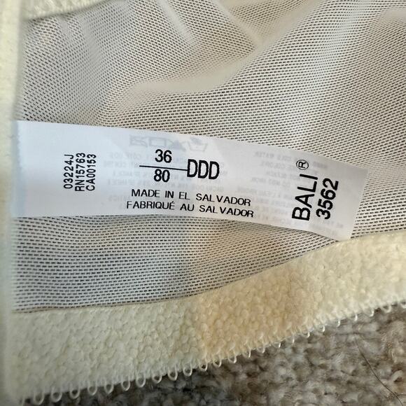 Bali 36DDD minimizer Satin Tracings underwire full coverage bra BC 2566 - Picture 5 of 13